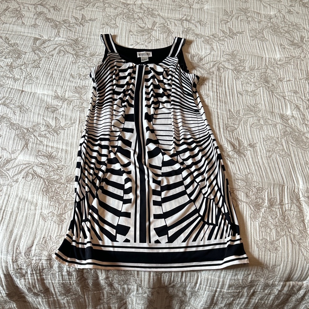 Robbie Bee Monochrome Striped Dress